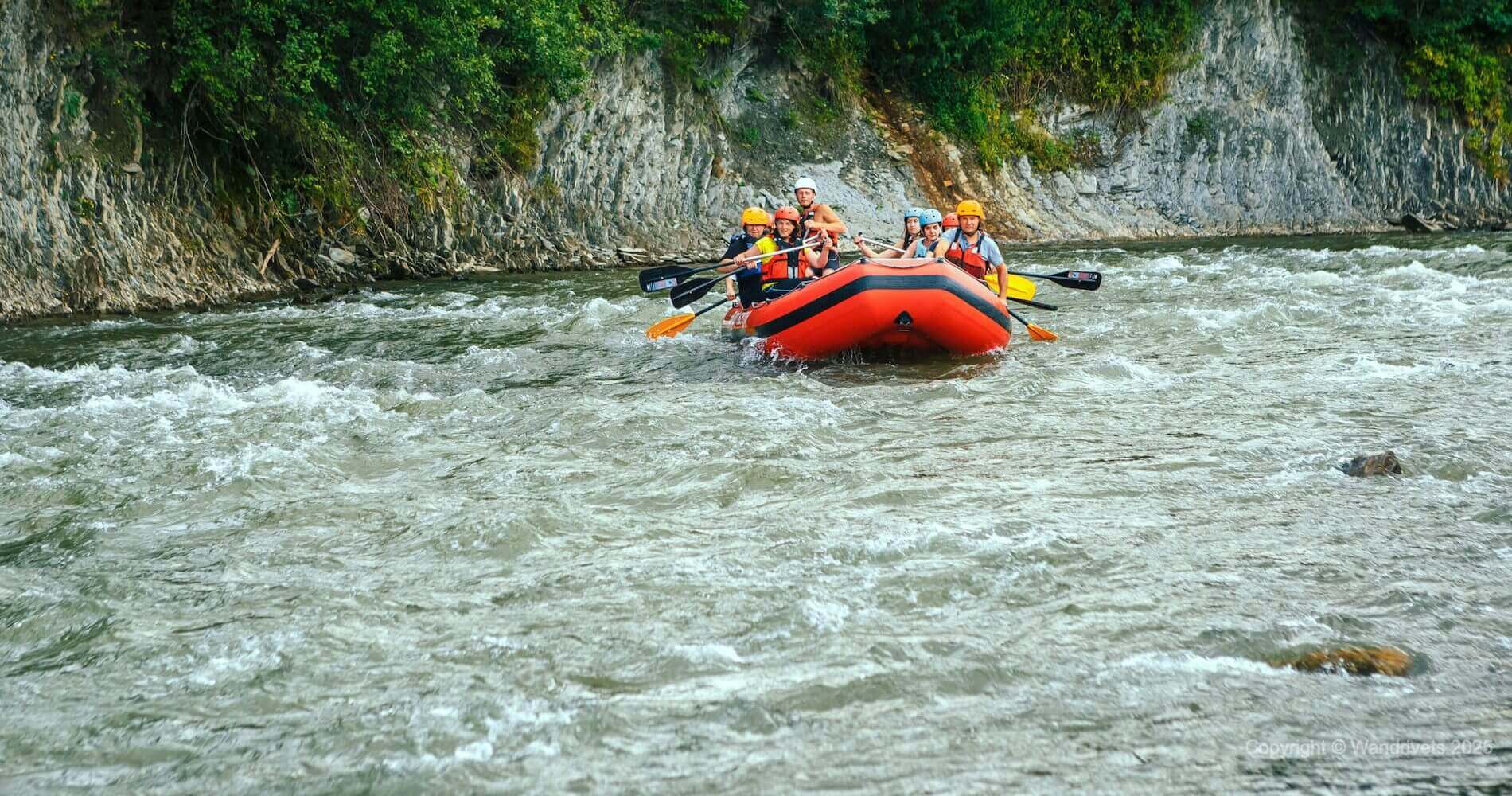Від байдарок до криївок
