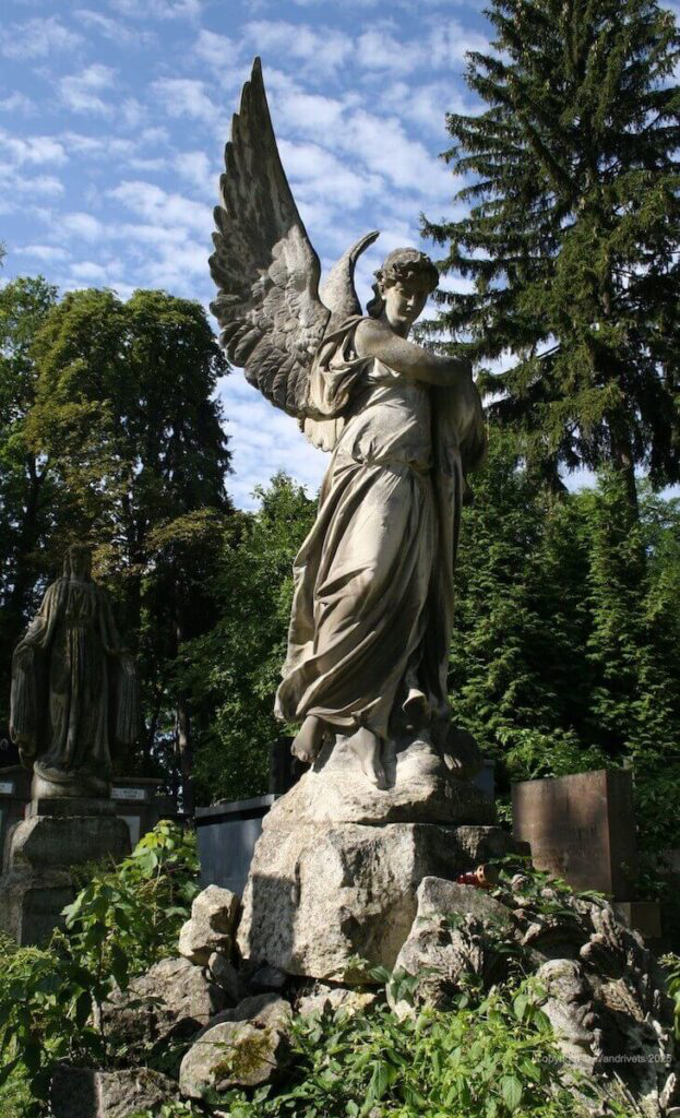 Lychakiv Cemetery in Lviv - famous burials
